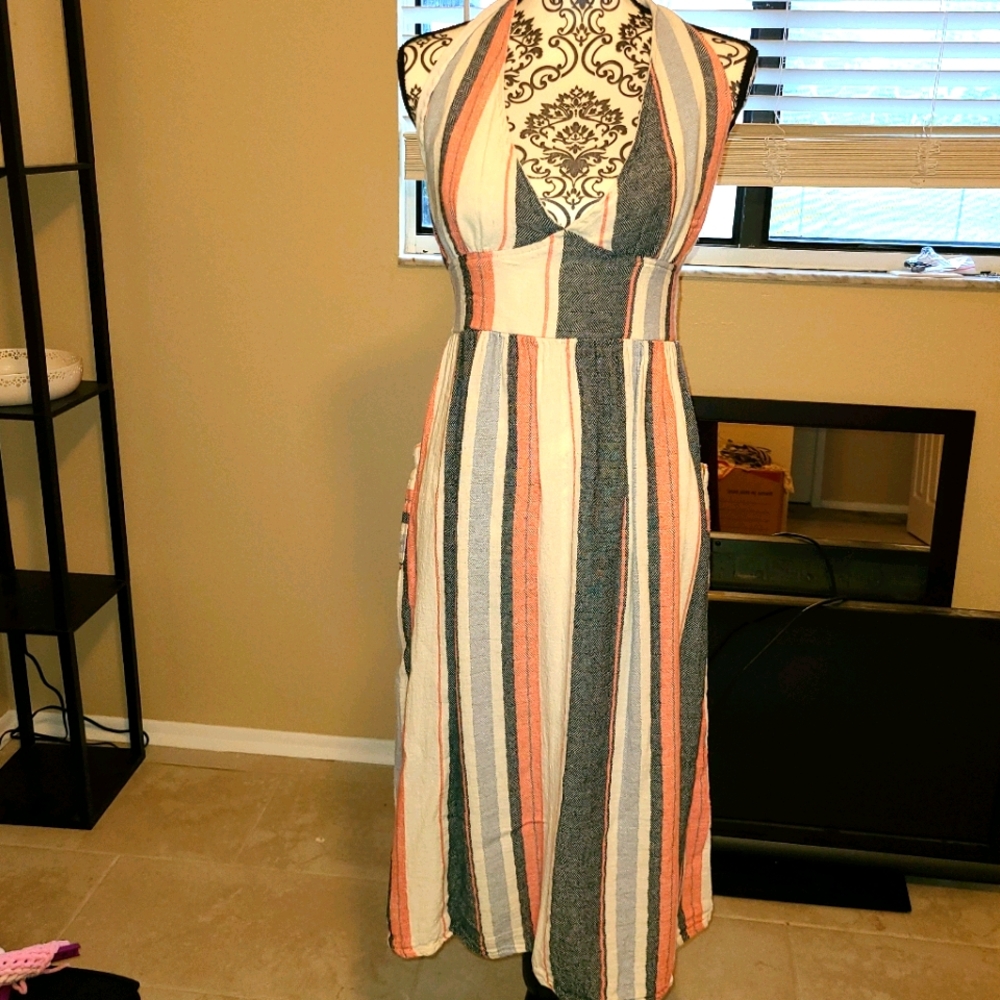 Summer linen dress